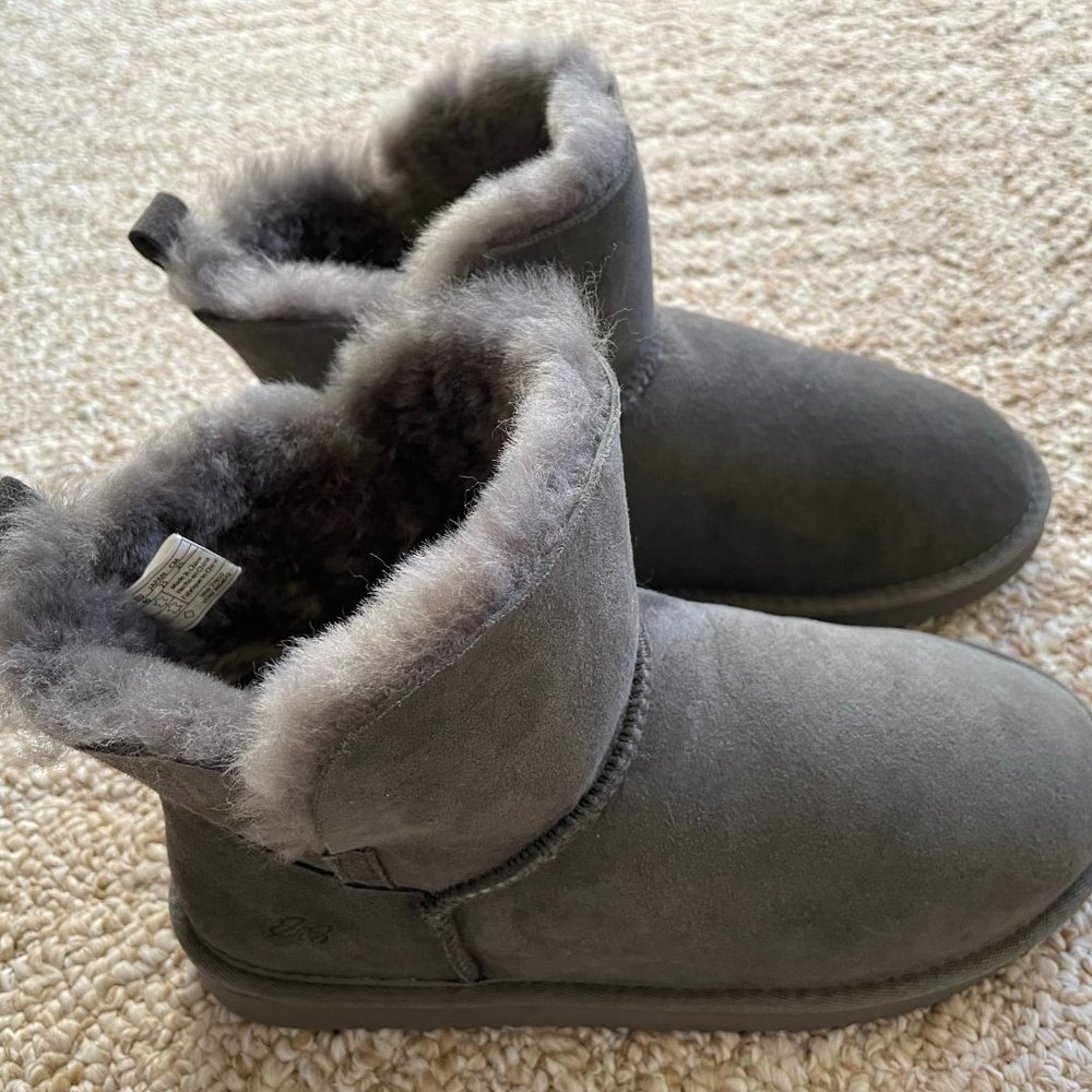 Eddie Bauer Genuine Sheepskin Booties